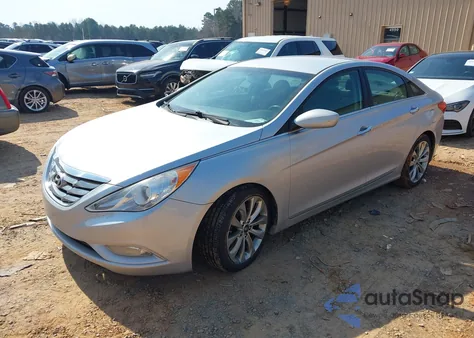 2013 Hyundai Sonata Se z USA, uszkodzony, nr VIN 5NPEC4AC9DH687307